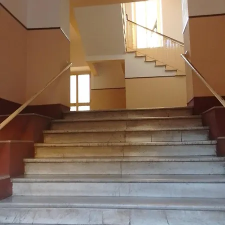 Traveller House ラ・スペツィア