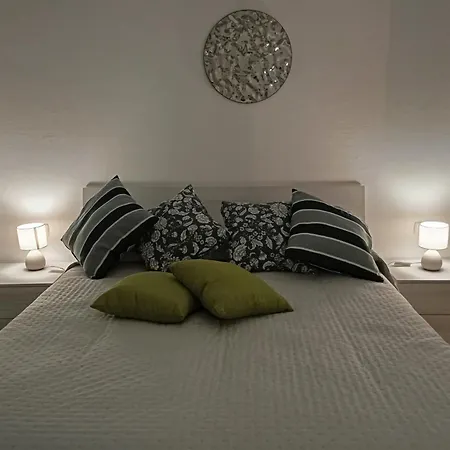 Traveller House * Специя