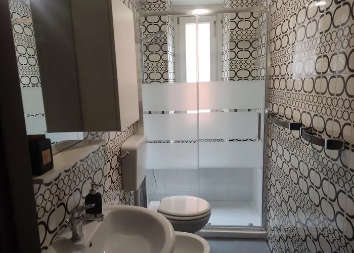 Traveller House 아파트 *
